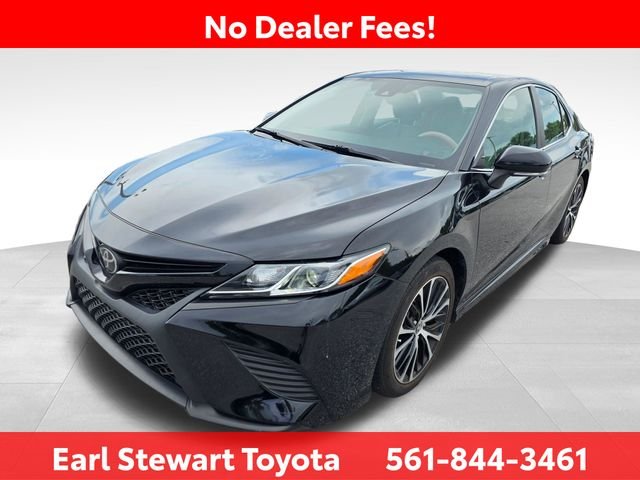 Used 2020 Black Toyota SE image 4