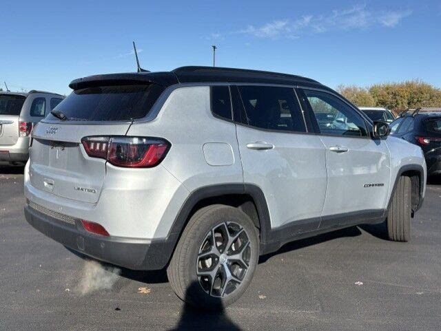 Used 2024 Silver Zynith Metallic Clearcoat Jeep Limited image 15
