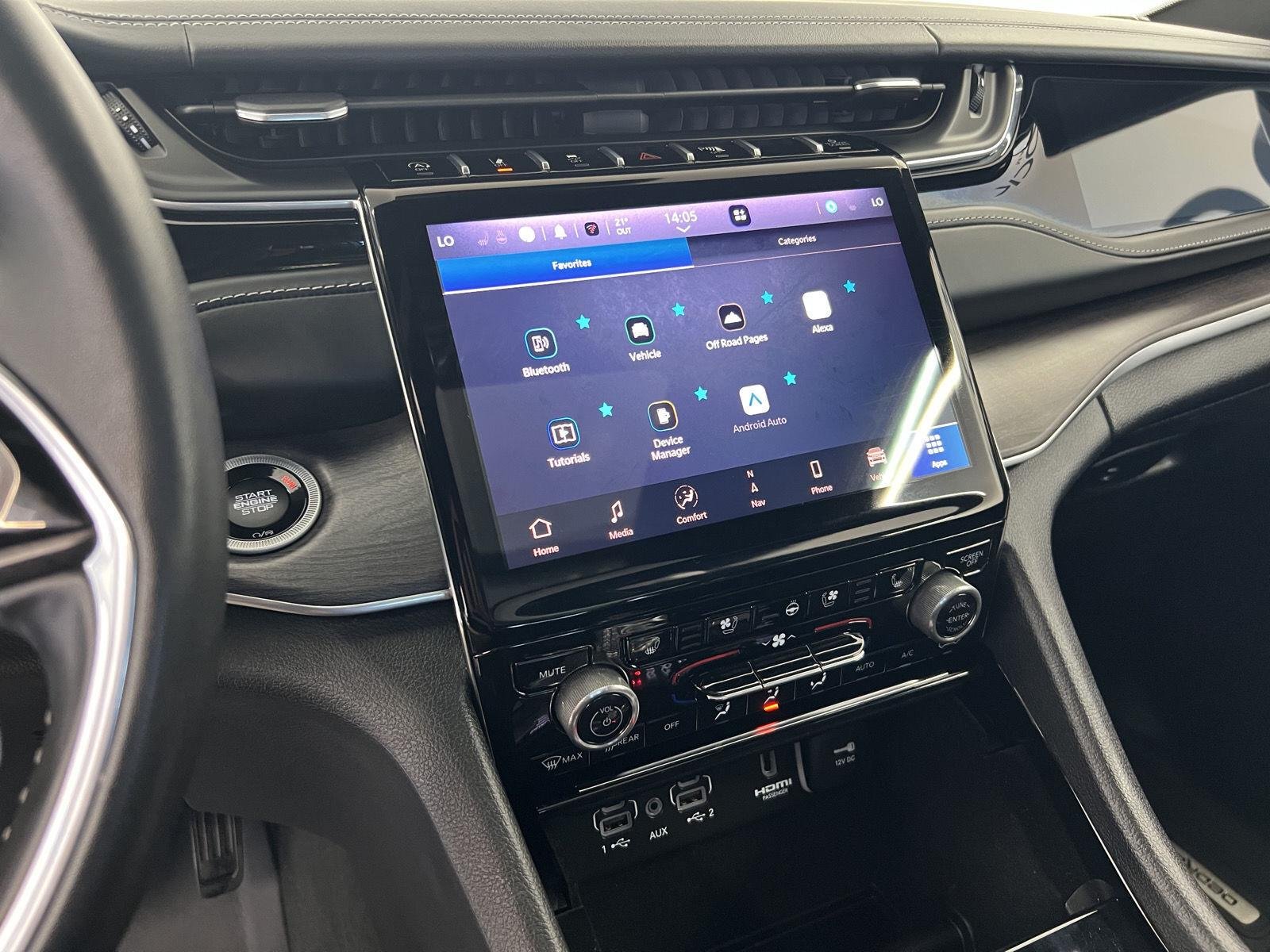 2022 Jeep Grand Cherokee Overland - Photo 8