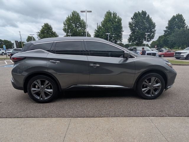 Used 2024 Gray Nissan Platinum image 9