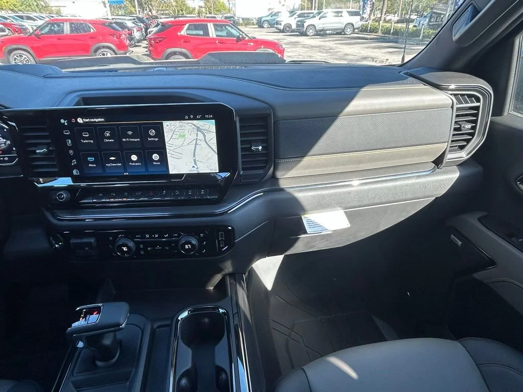 2025 Chevrolet Silverado 1500 ZR2 - Photo 17