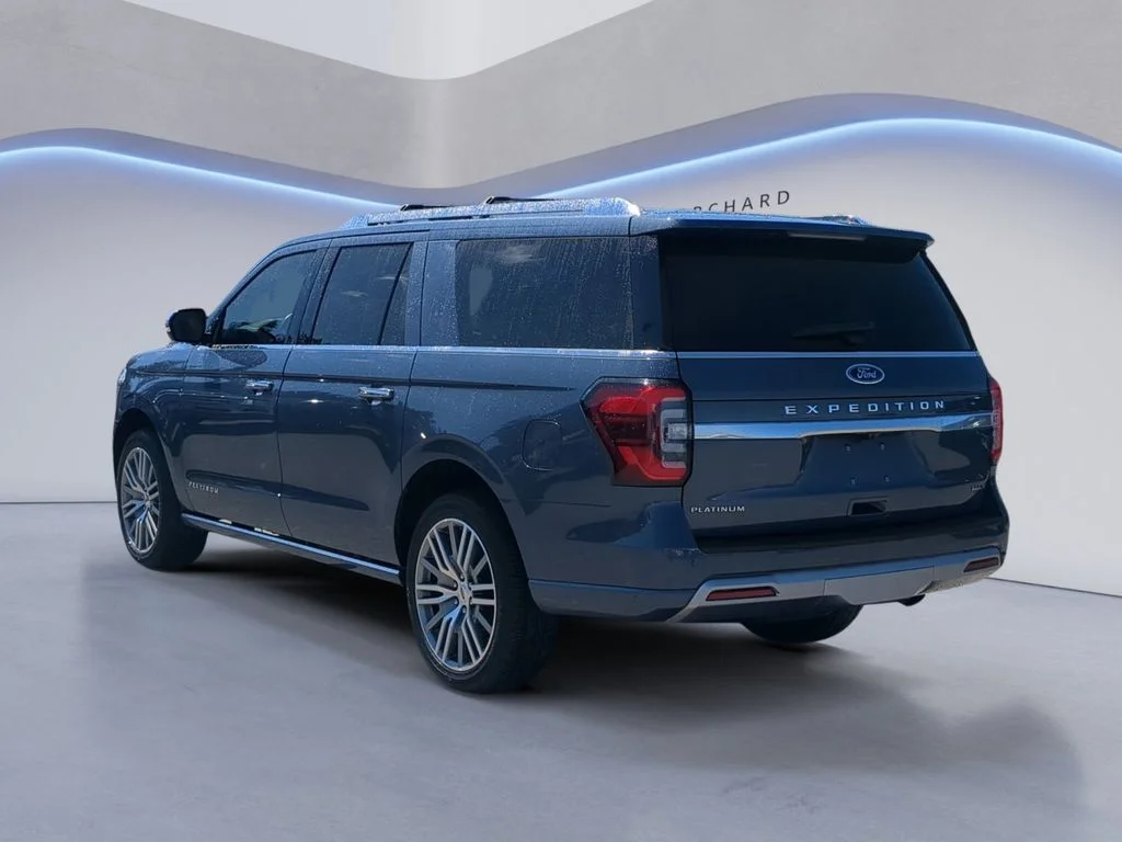 Used 2022 Blue Ford Platinum image 5