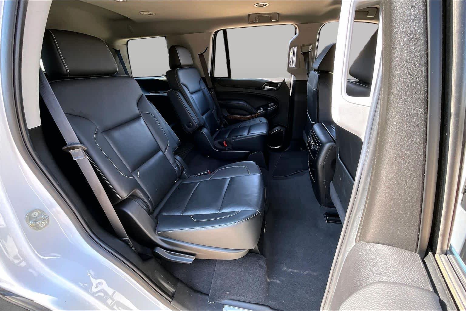 Used 2020 Summit White Chevrolet Premier image 18