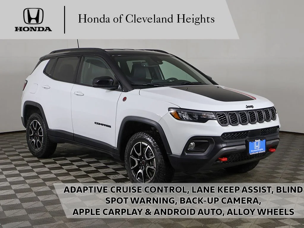 Used 2025 Bright White Clearcoat Jeep Trailhawk image 1