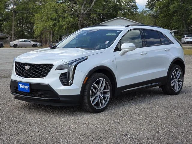 Used 2022 White Cadillac Sport image 4