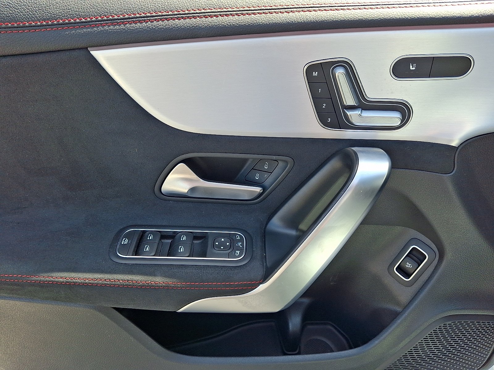 Certified Used 2024 Polar White Mercedes-Benz CLA 250 image 12
