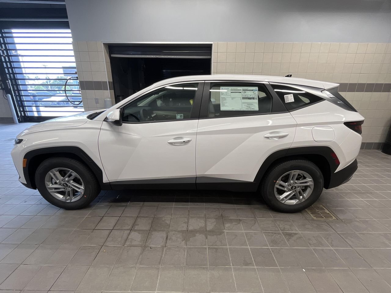 New 2026 White Hyundai SE image 25