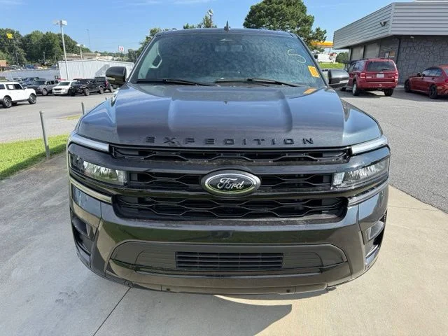 Used 2024 Gray Ford Limited image 2