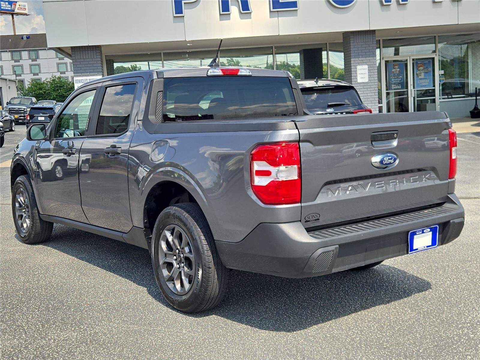 Certified Used 2023 Carbonized Gray Metallic Ford XLT image 10