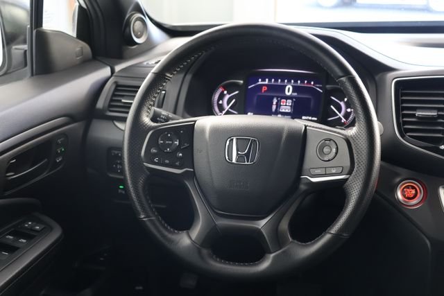 Used 2023 White Honda EX-L image 10