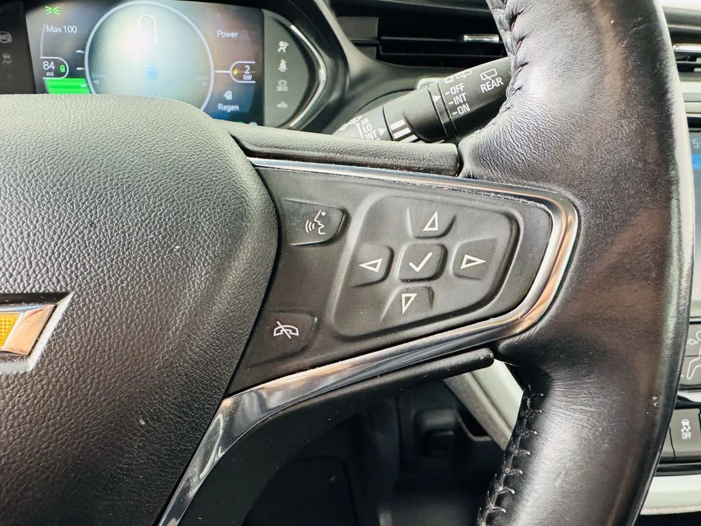 Used 2021 Gray Chevrolet LT image 13