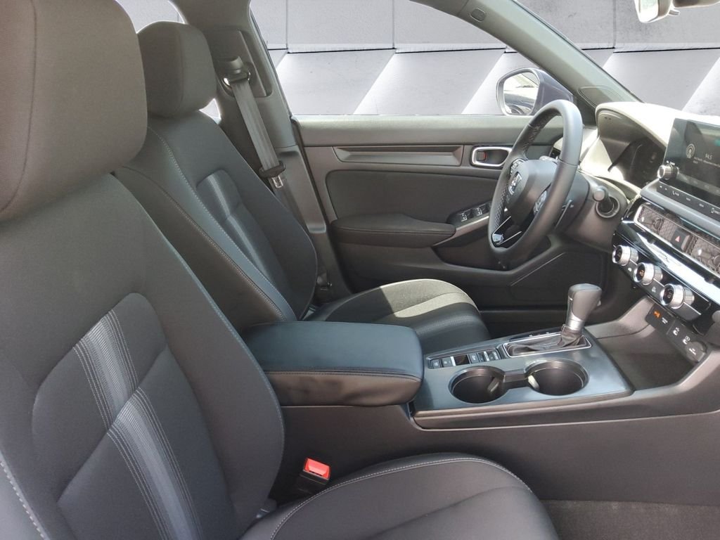 Used 2026  Honda Sport image 13