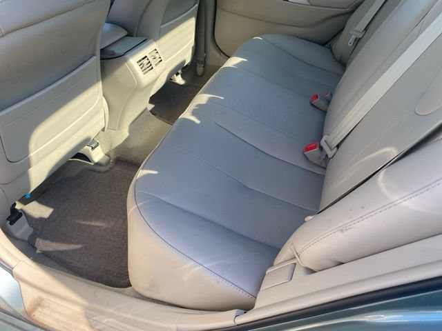 Used 2011 Aloe Green Metallic Toyota LE image 2