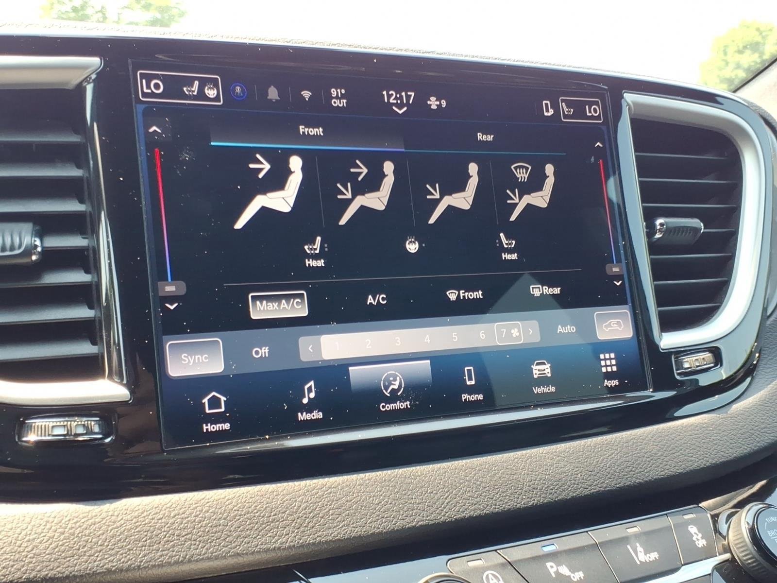 Used 2025 Fathom Blue Pearlcoat Chrysler Select image 23