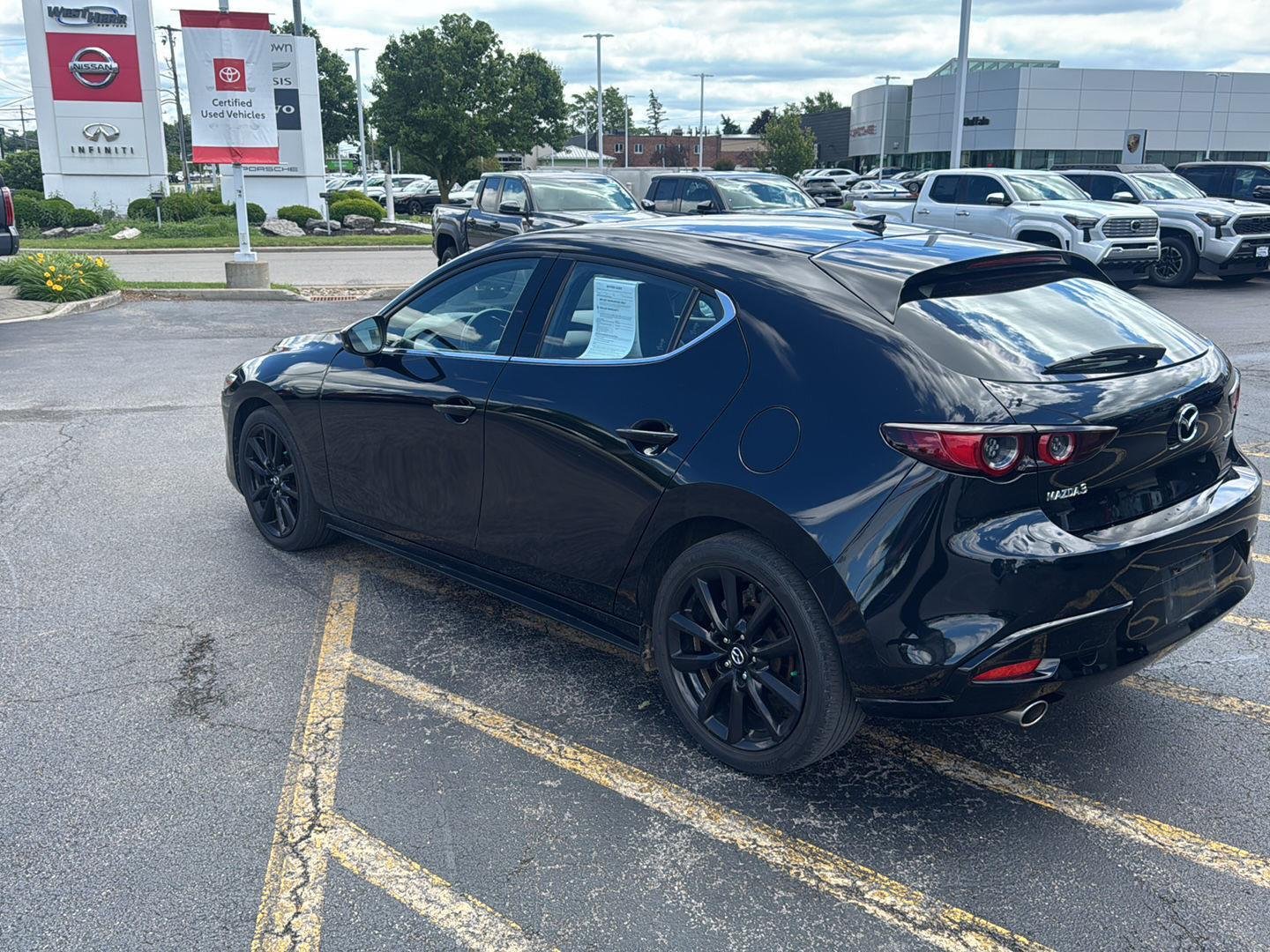 Used 2020 Jet Black Mica Mazda Premium Package image 4