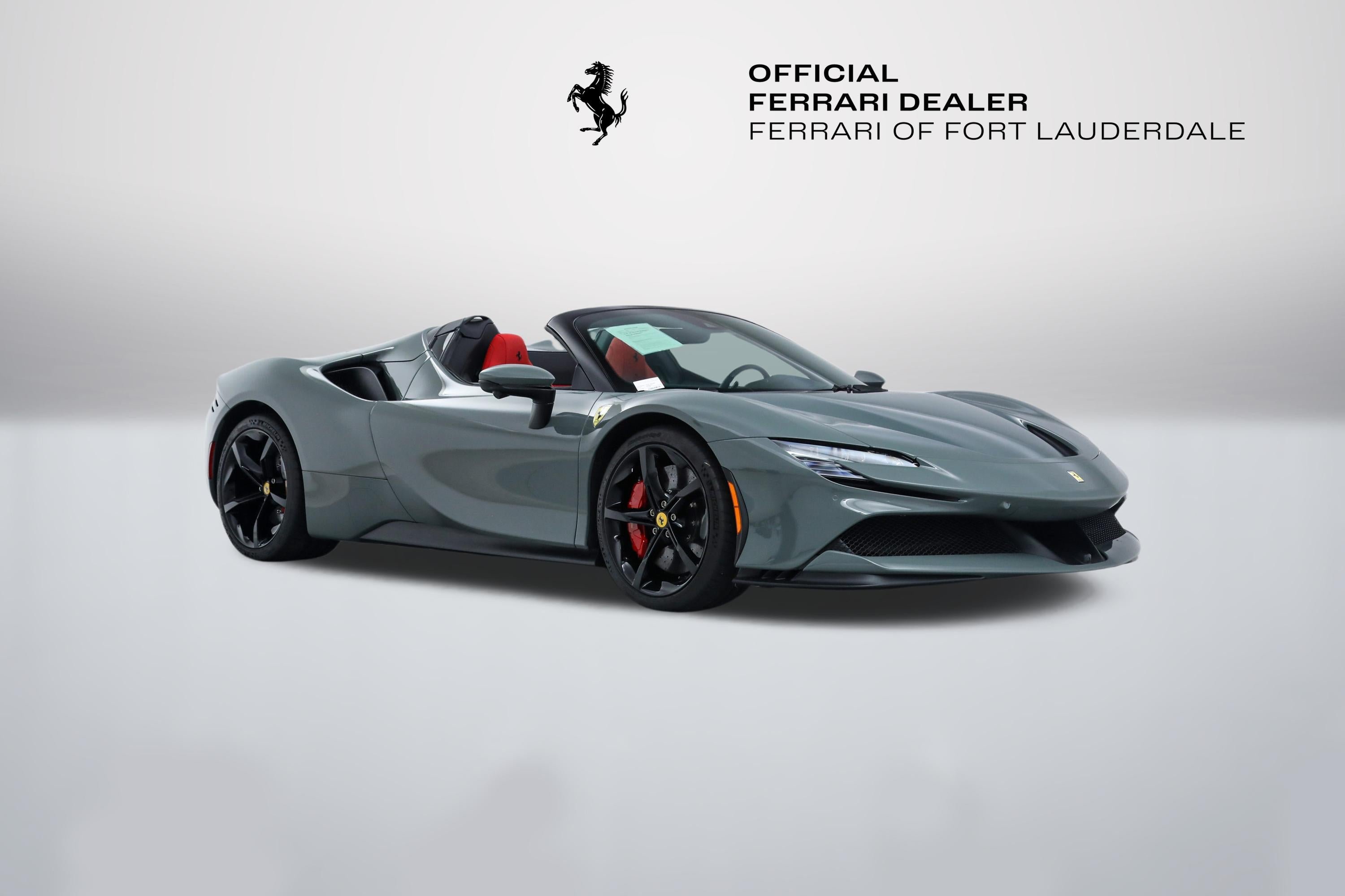 Certified Used 2025 Grigio Medio Ferrari  image 11