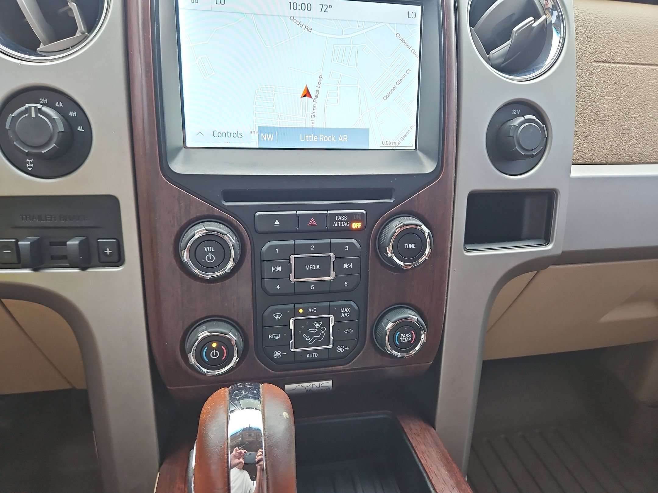 Used 2013 White Platinum Metallic Tri-Coat Ford King Ranch image 43
