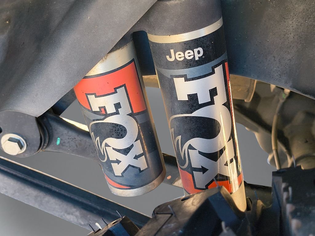 Used 2022 Black Clearcoat Jeep Mojave 37in Tire Pkg image 12
