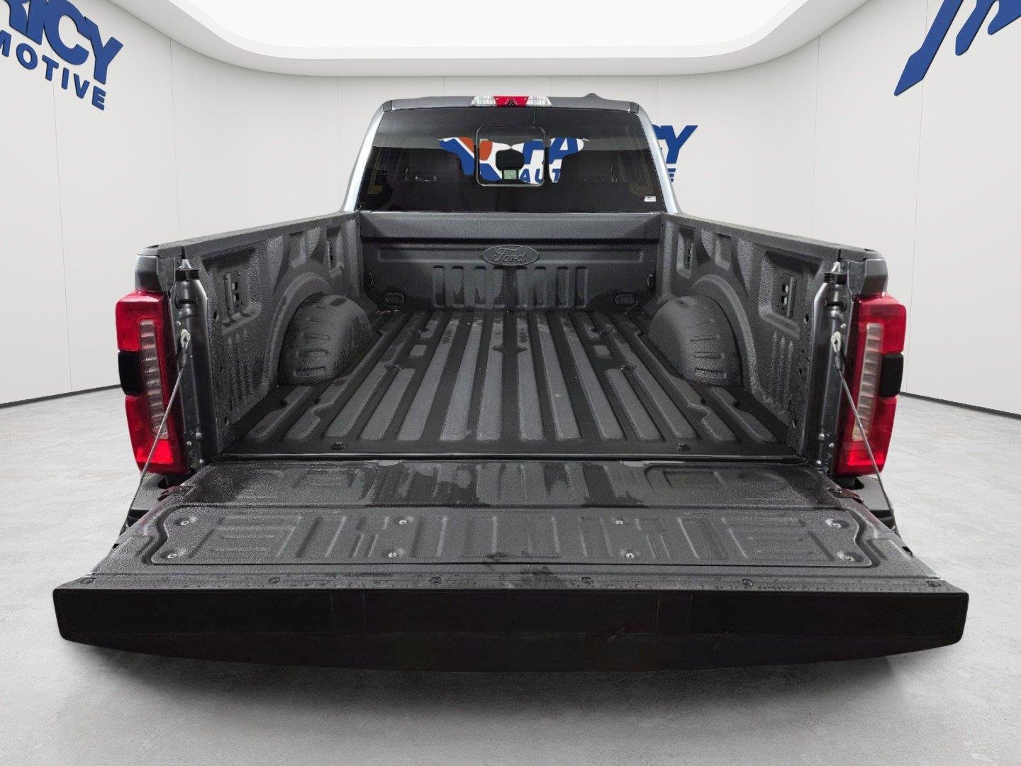 2026 Ford F-250 Super Duty XLT - Photo 7