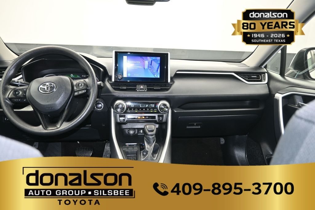 Used 2025 White Toyota XLE image 17