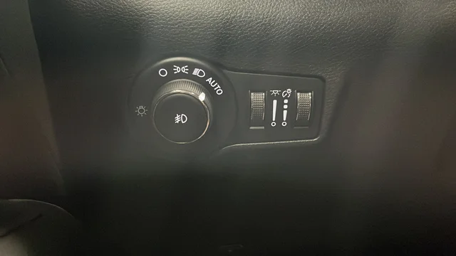New 2026 Fathom Blue Pearl Coat Jeep Latitude image 30