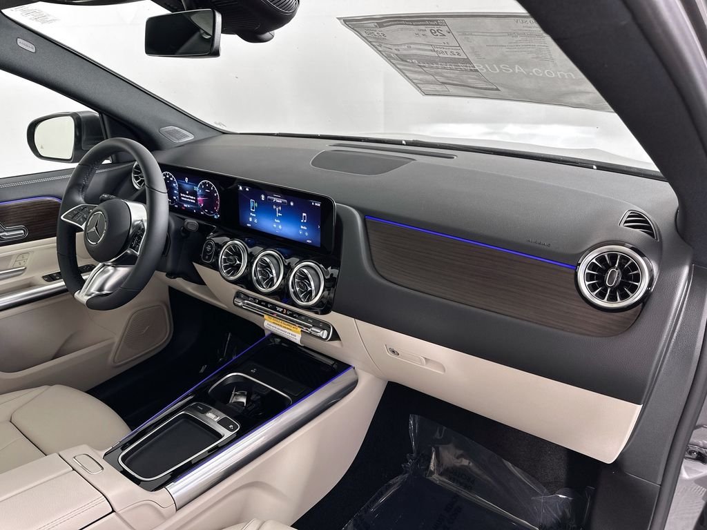 New 2026 Mountain Grey Metallic Mercedes-Benz GLA 250 image 28