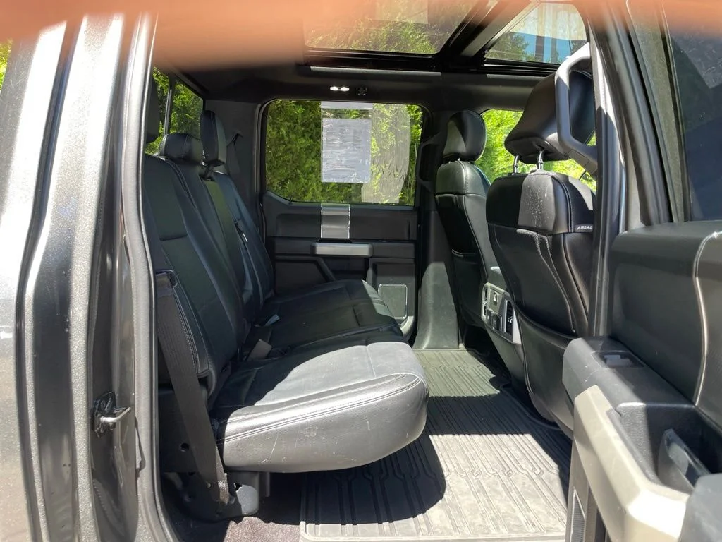 Used 2017 Magnetic Ford Lariat image 24