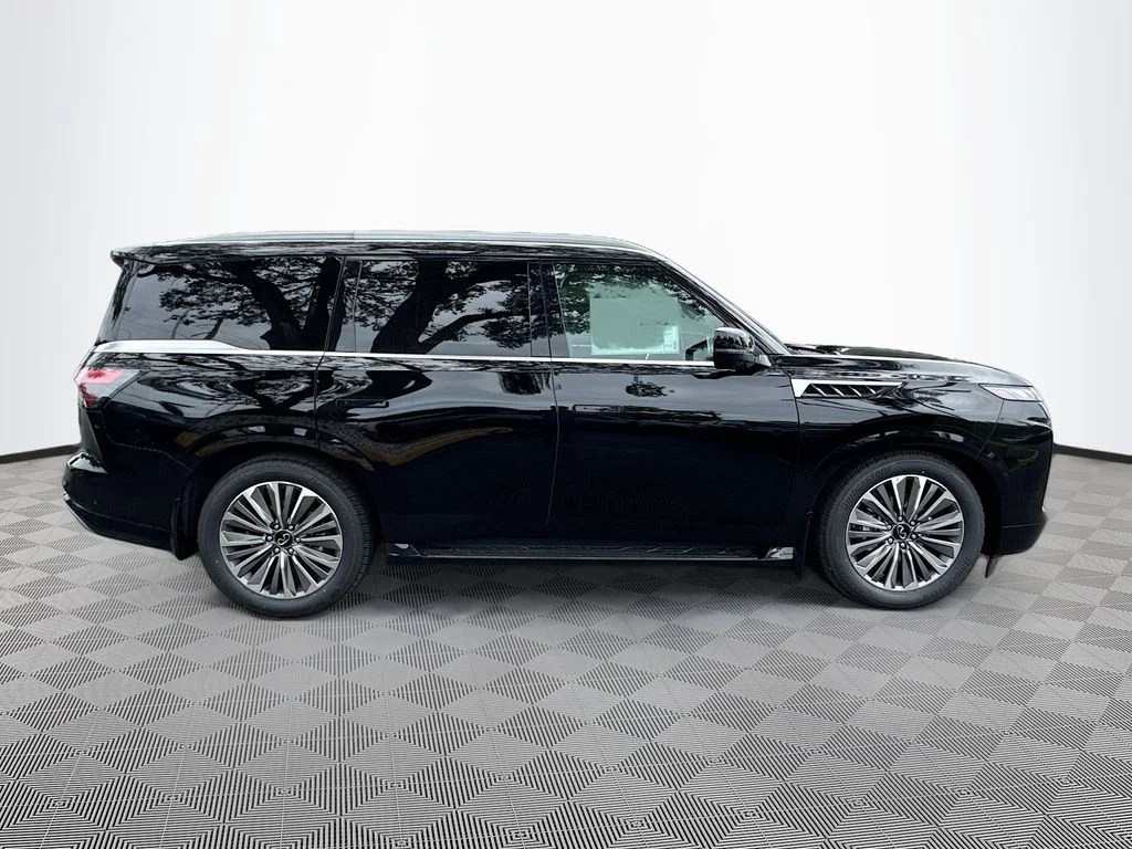New 2026 BLACK OBSIDIAN INFINITI Luxe 4WD image 4