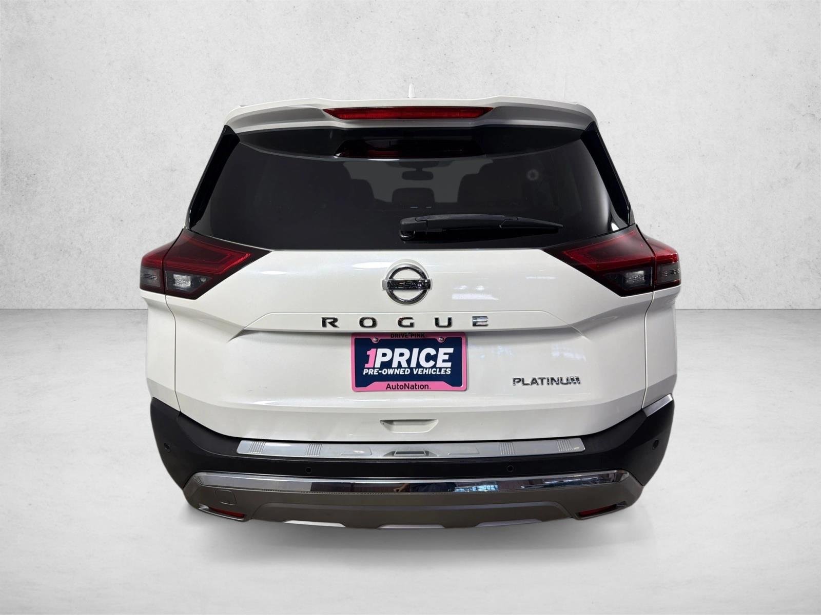 Used 2021 Pearl White Tricoat Nissan Platinum image 6