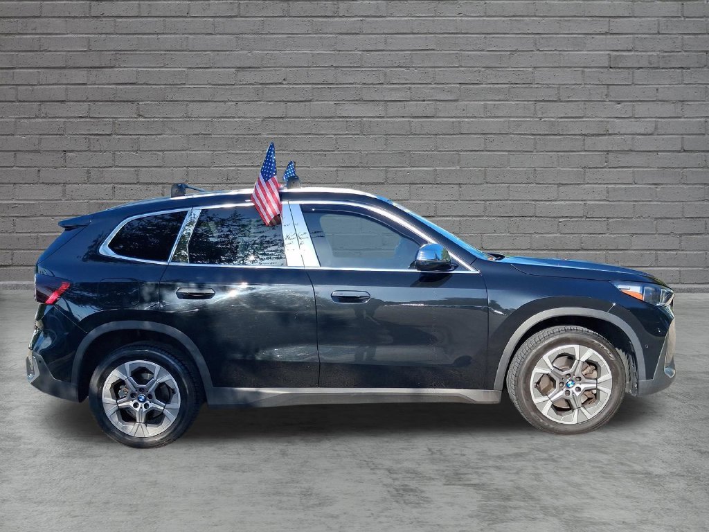 Used 2023 Black BMW xDrive28i image 11