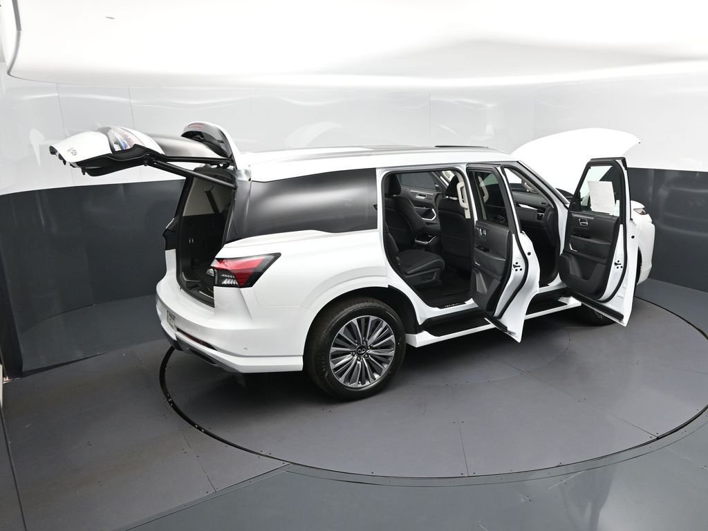 New 2026 RADIANT WHITE INFINITI Luxe 2WD image 52