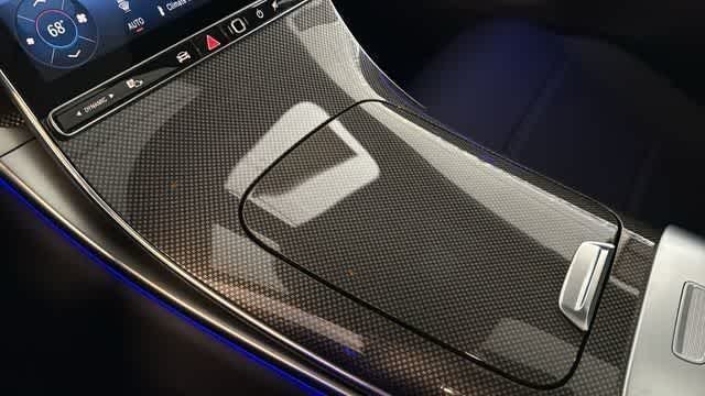 Used 2025 Black Mercedes-Benz GLC 300 image 22