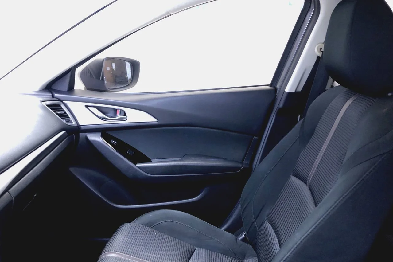 Used 2018 Machine Gray Mazda Sport image 12