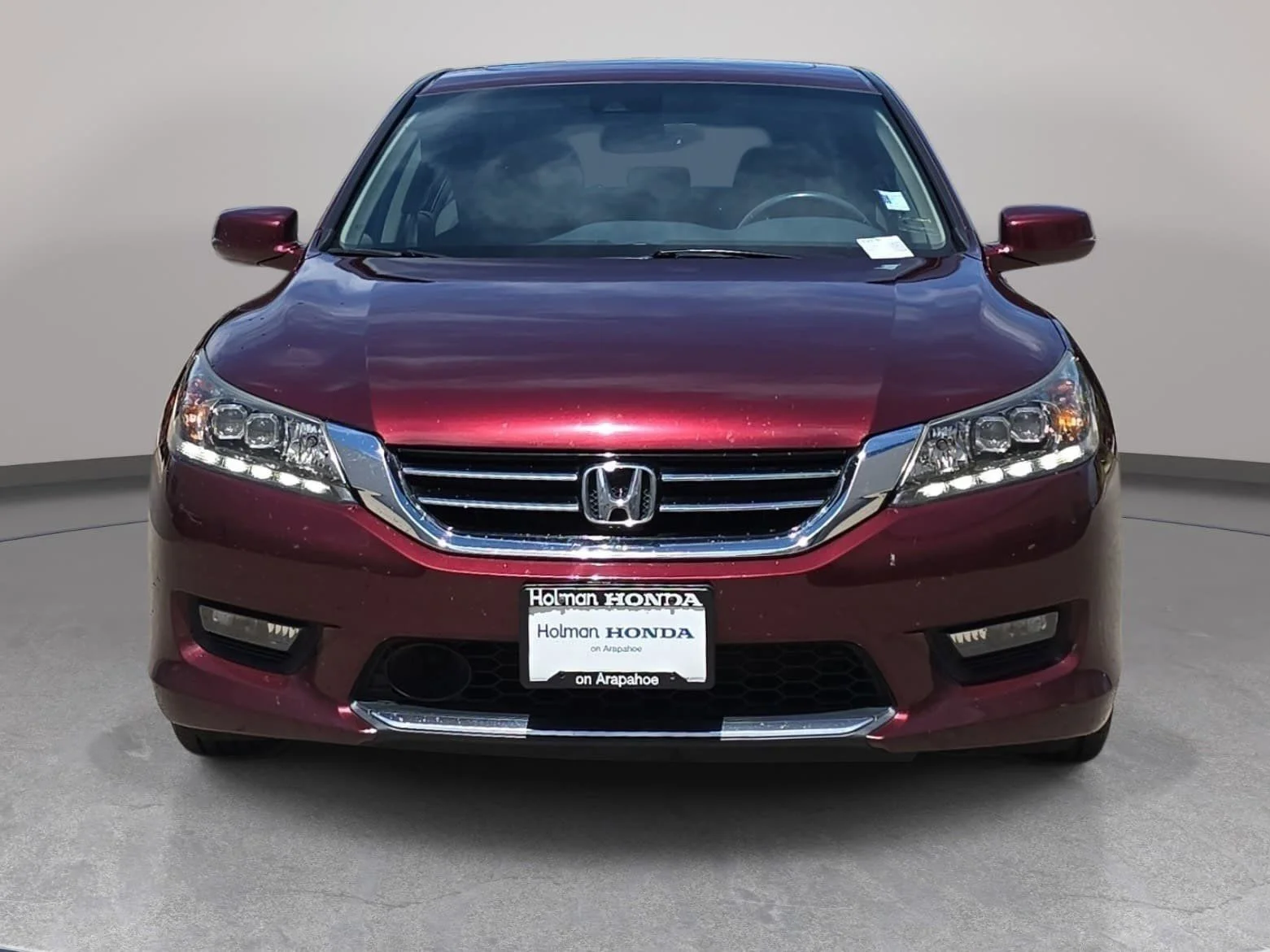 Used 2014 Basque Red Pearl II Honda Touring image 3