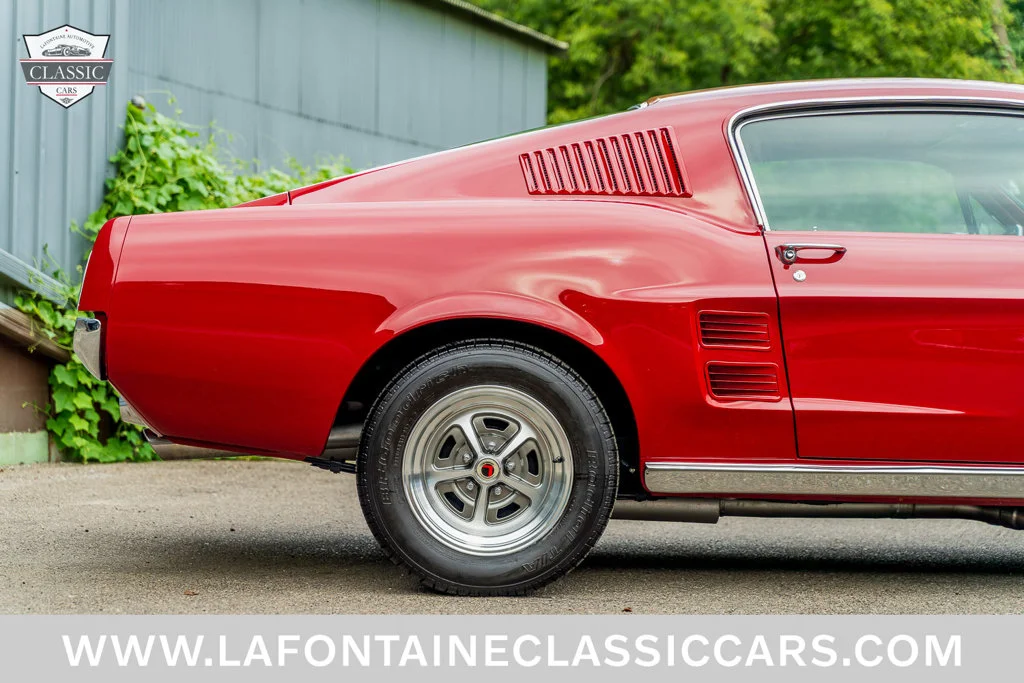 Used 1967 Red Ford GT image 15