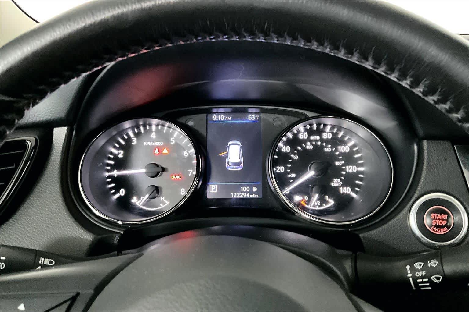 Used 2018 Caspian Blue Nissan SL image 25