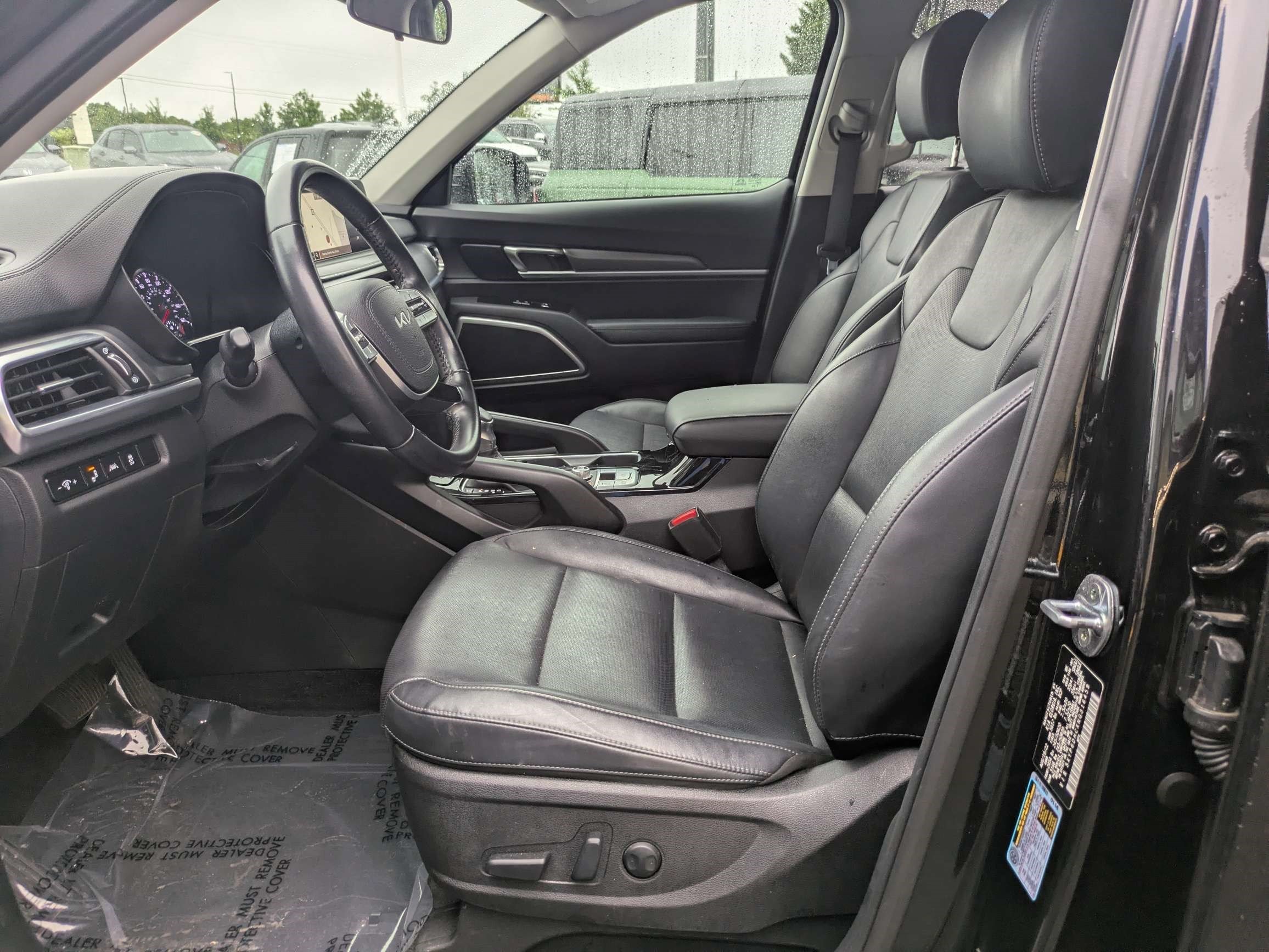 Used 2022 Black Copper Kia S image 26