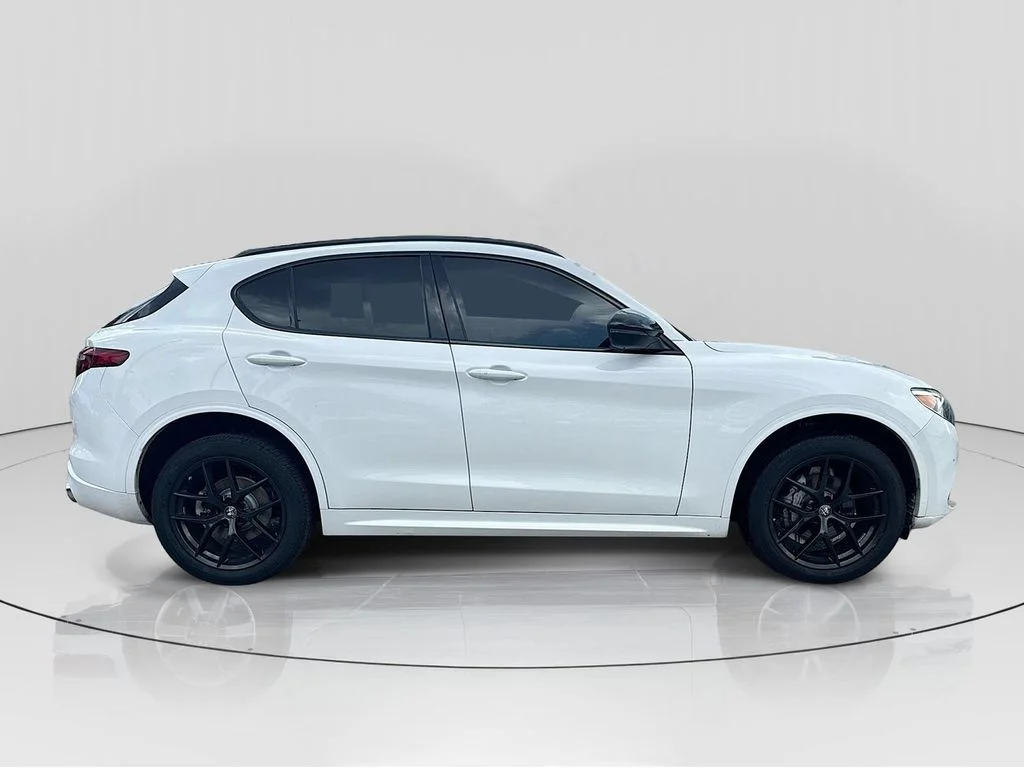 Used 2021 White Alfa Romeo Sprint image 8