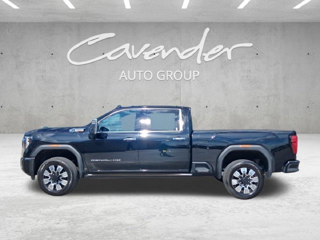Used 2024 Onyx Black GMC Denali image 18