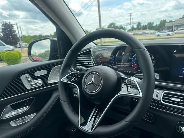New 2026 Obsidian Black Metallic Mercedes-Benz GLE 350 image 70