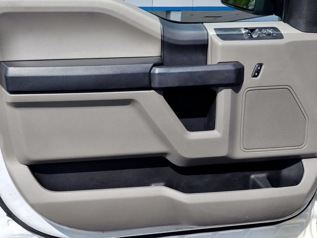 Used 2020 Oxford White Ford XL image 15