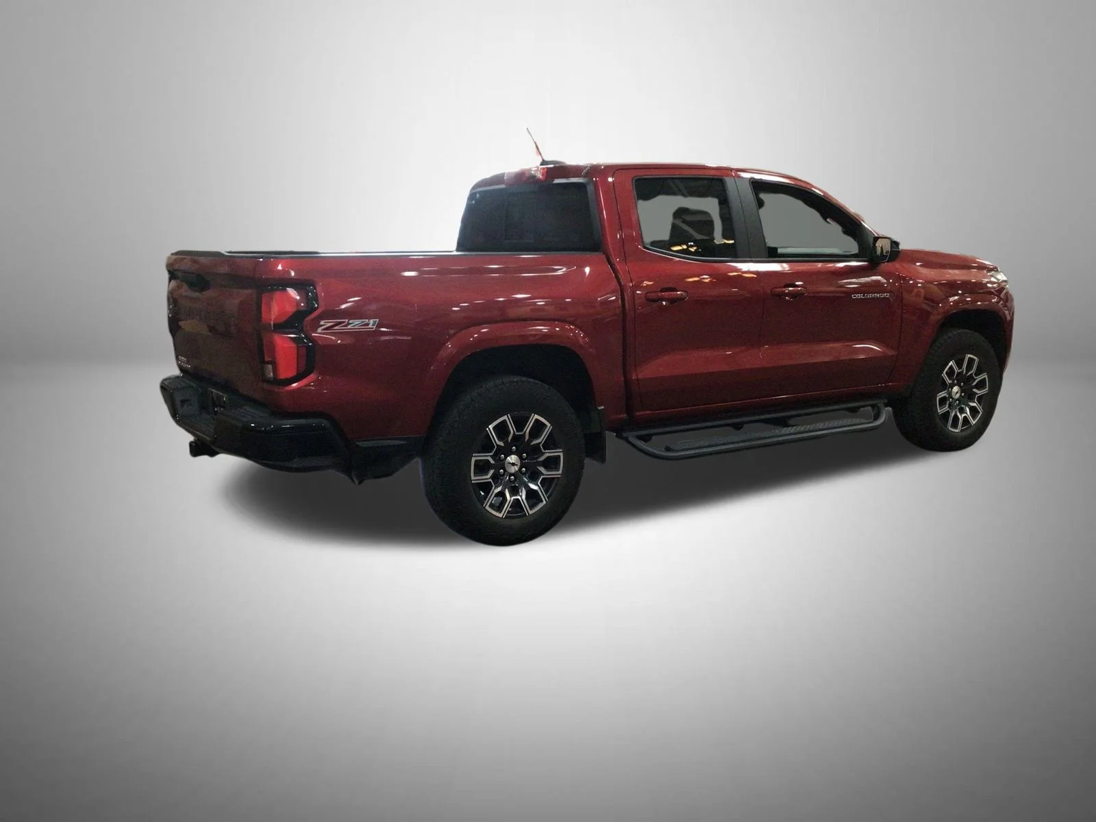 Used 2024 Red Chevrolet Z71 image 2