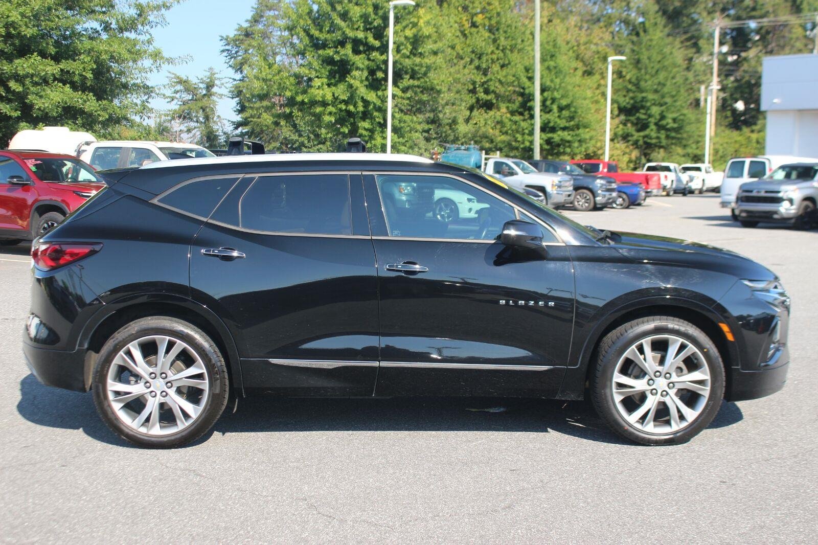 Used 2020 BLACK Chevrolet Premier image 8