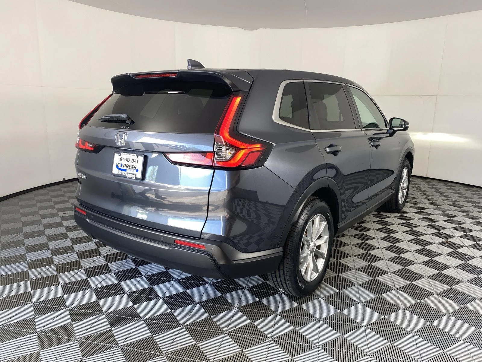 Used 2025 Meteorite Gray Metallic Honda EX-L image 9