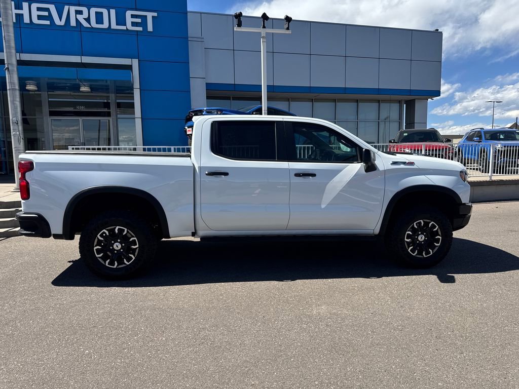 Used 2024 Summit White Chevrolet ZR2 image 6