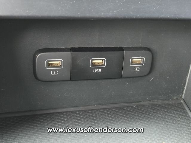 2024 Kia Carnival LX Seat Pkg - Photo 25