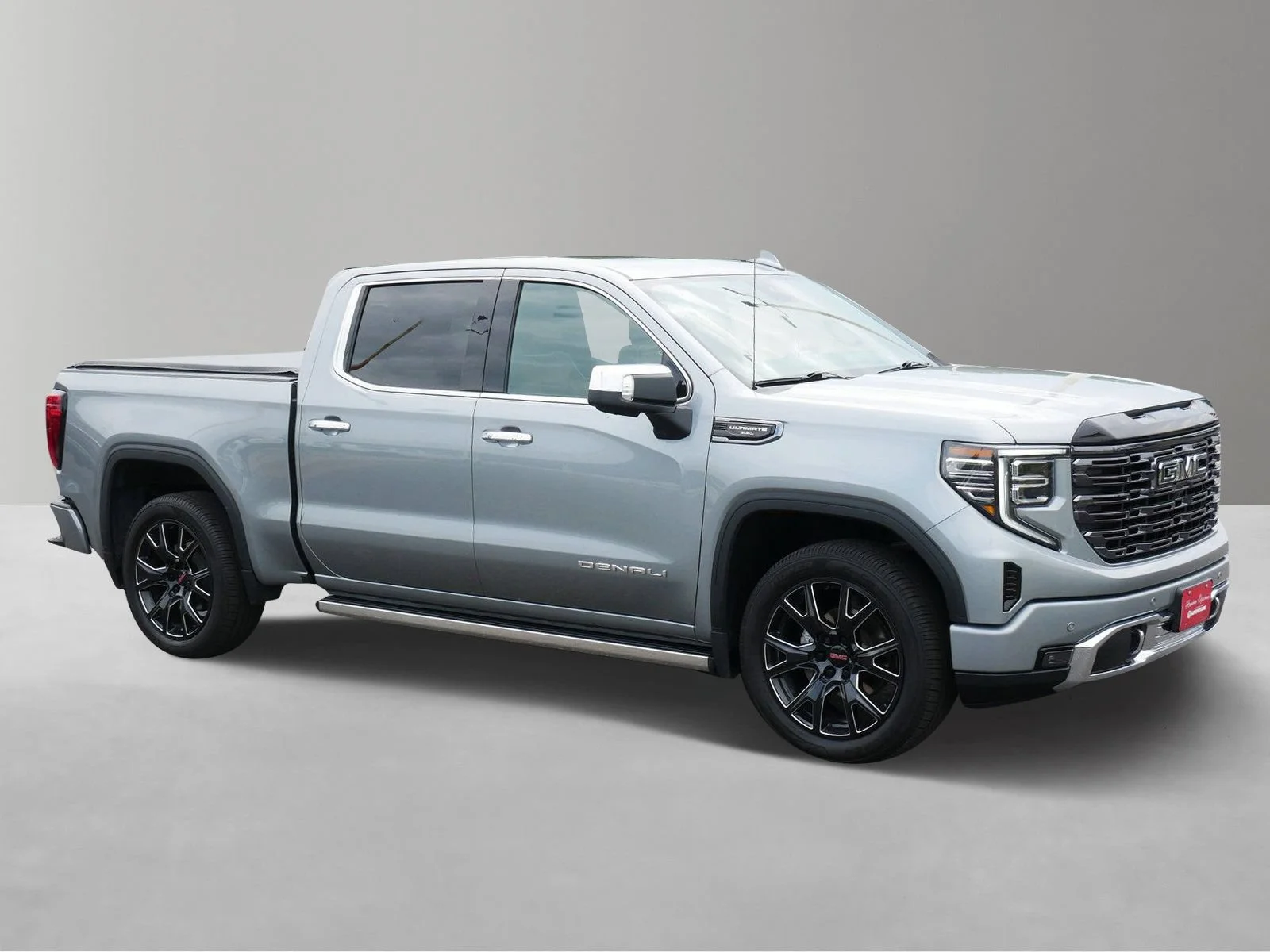 Used 2025 GMC Sierra 1500 Denali Ultimate with VIN 1GTUUHEL7SZ271689 for sale in White Bear Lake, Minnesota