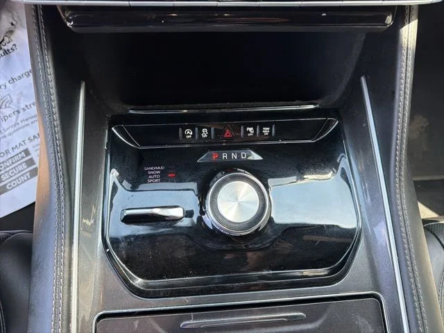 Used 2023 Black Jeep Base image 18