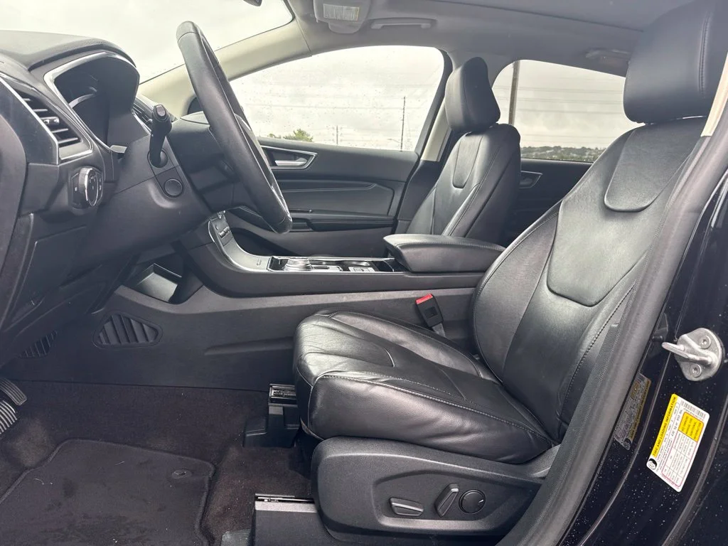 Used 2020 Agate Black Ford Titanium image 6