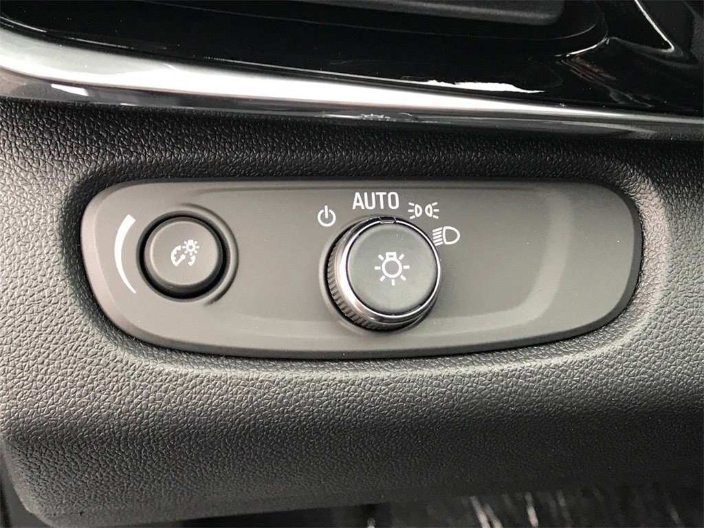 2026 BUICK ENVISTA - Image 18